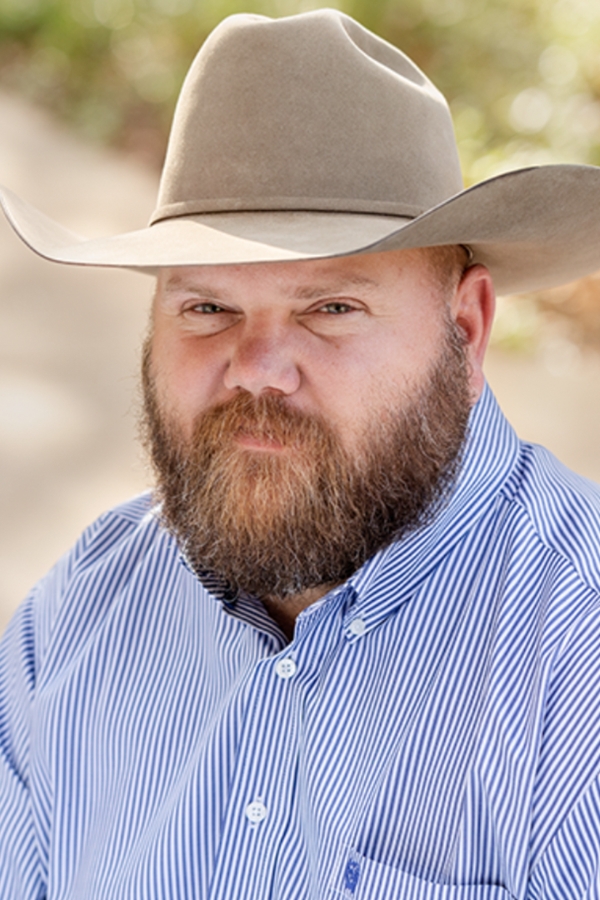 Ty deCordova on Reinventing Livestock Marketing with Live Ag